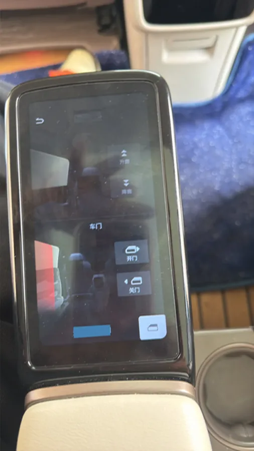 2023 Denza D9 1.5T 139HP L4 E-CVT PHEV 20.39KWH,autocango,china used car exporter,china ev exporter,chinese used car exporter,chinese used ev exporter