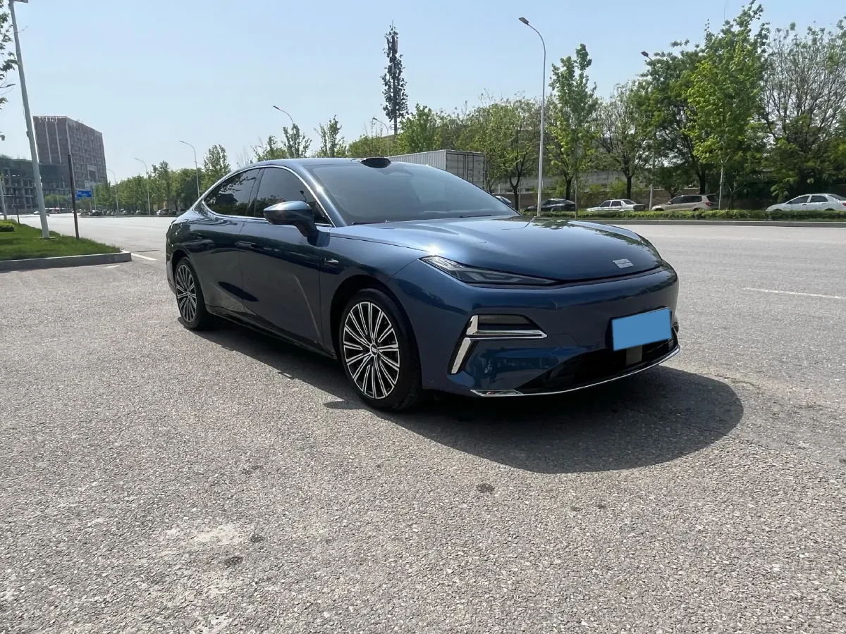 2025 Geely Galaxy Starshine 8 1.5T 163HP L4 3DHT PHEV 27.69KWH,autocango,china used car exporter,china ev exporter,chinese used car exporter,chinese used ev exporter