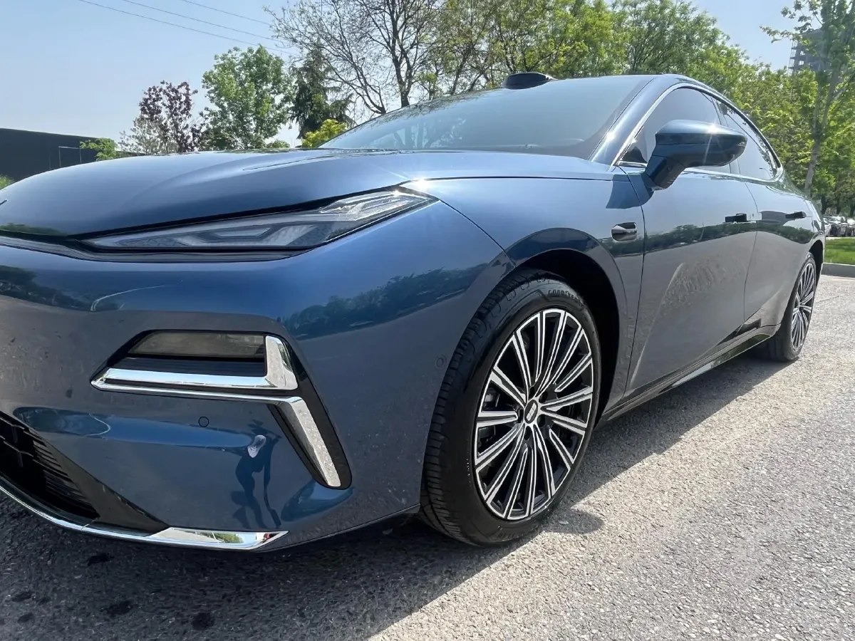 2025 Geely Galaxy Starshine 8 1.5T 163HP L4 3DHT PHEV 27.69KWH,autocango,china used car exporter,china ev exporter,chinese used car exporter,chinese used ev exporter