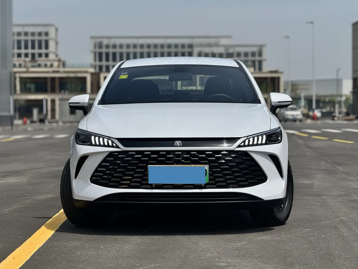 2025 BYD Qin Plus 1.5L 101HP L4 E-CVT PHEV,autocango,china used car exporter,china ev exporter,chinese used car exporter,chinese used ev exporter