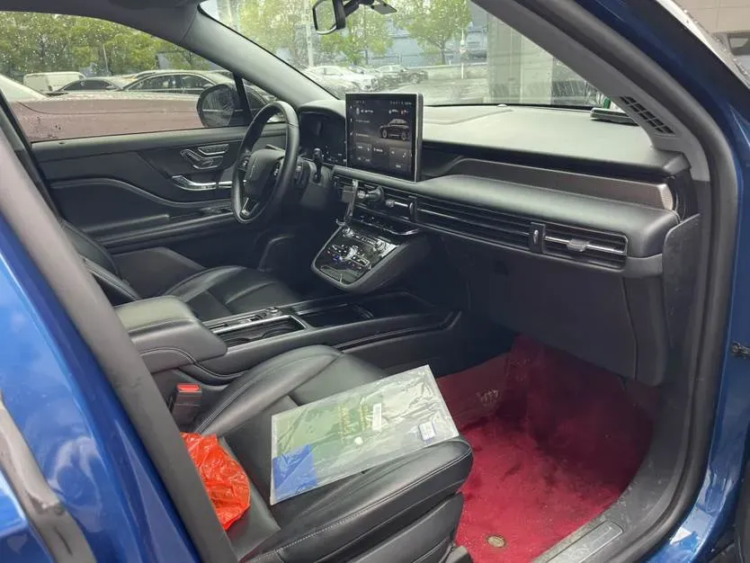 2022 Lincoln Corsair 2.0T 245HP L4 8AT,autocango,china used car exporter,china ev exporter,chinese used car exporter,chinese used ev exporter