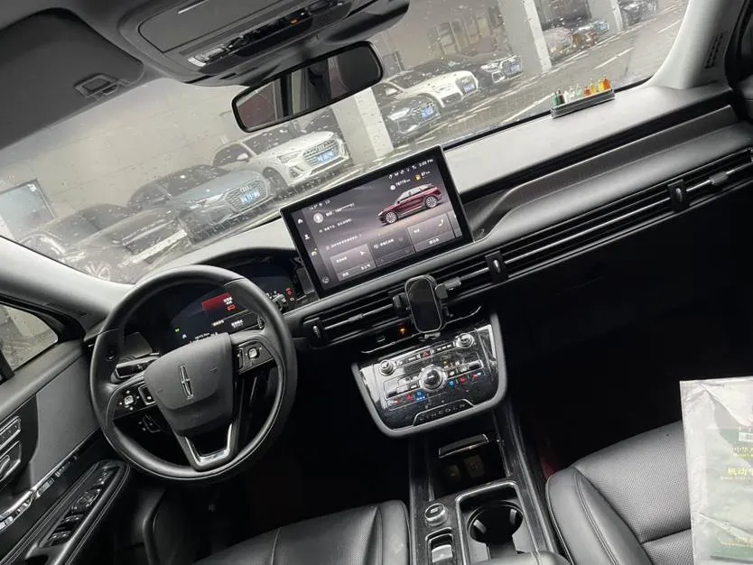 2022 Lincoln Corsair 2.0T 245HP L4 8AT,autocango,china used car exporter,china ev exporter,chinese used car exporter,chinese used ev exporter