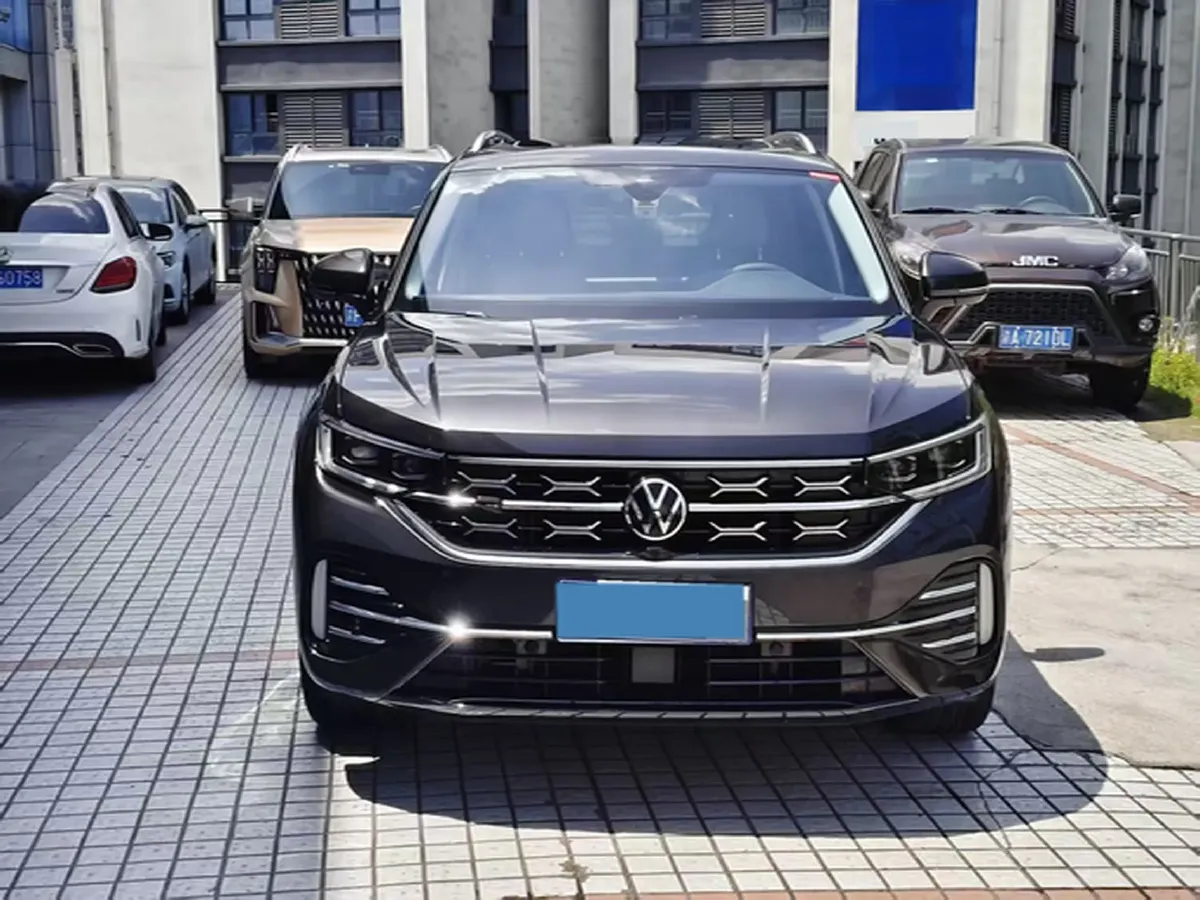 2023 Volkswagen Tayron 2.0T 220HP L4 7DCT,autocango,china used car exporter,china ev exporter,chinese used car exporter,chinese used ev exporter