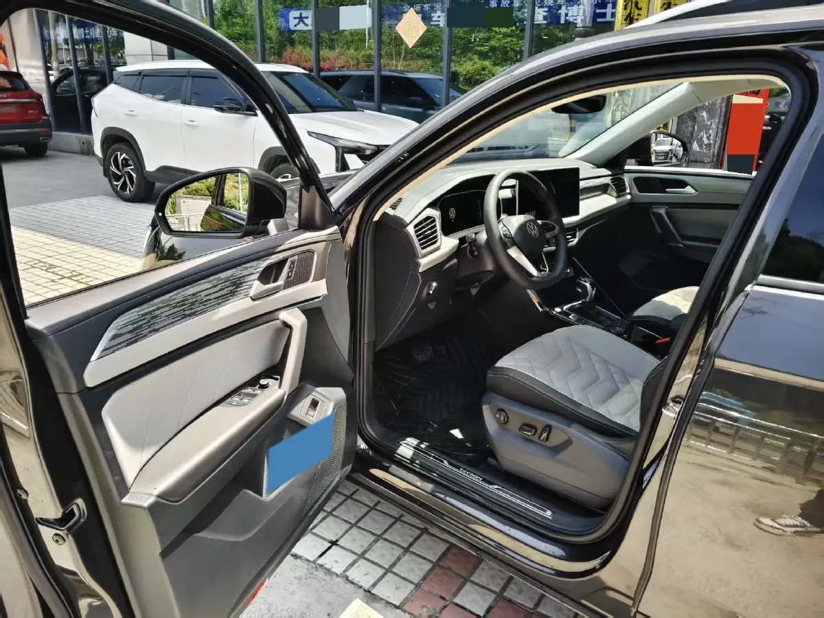 2023 Volkswagen Tayron 2.0T 220HP L4 7DCT,autocango,china used car exporter,china ev exporter,chinese used car exporter,chinese used ev exporter