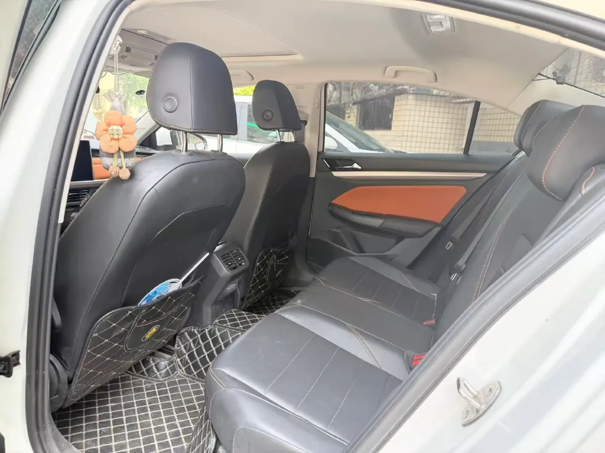 2023 Volkswagen Bora 1.2T 116HP L4 7DCT,autocango,china used car exporter,china ev exporter,chinese used car exporter,chinese used ev exporter