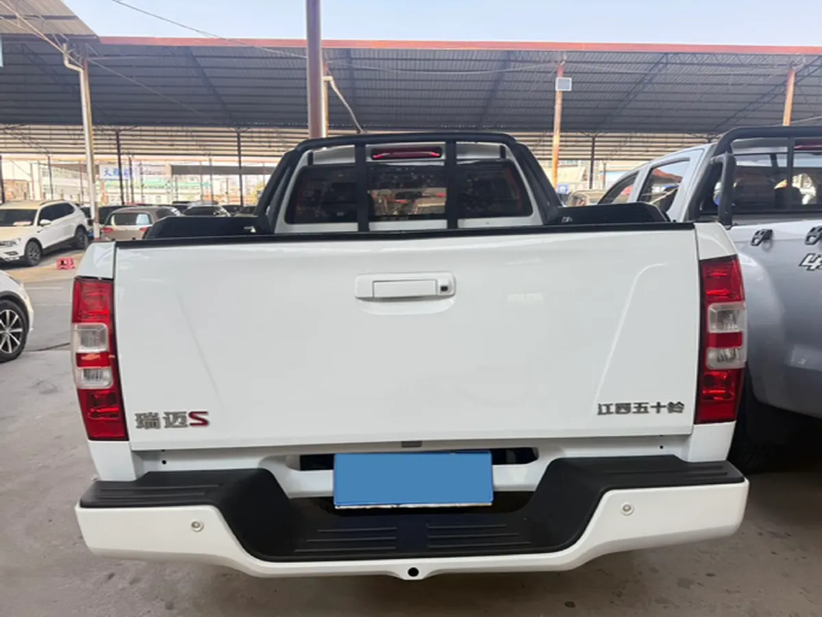 2019 Isuzu LingTuo 2.5T 129HP L4 6MT,autocango,china used car exporter,china ev exporter,chinese used car exporter,chinese used ev exporter