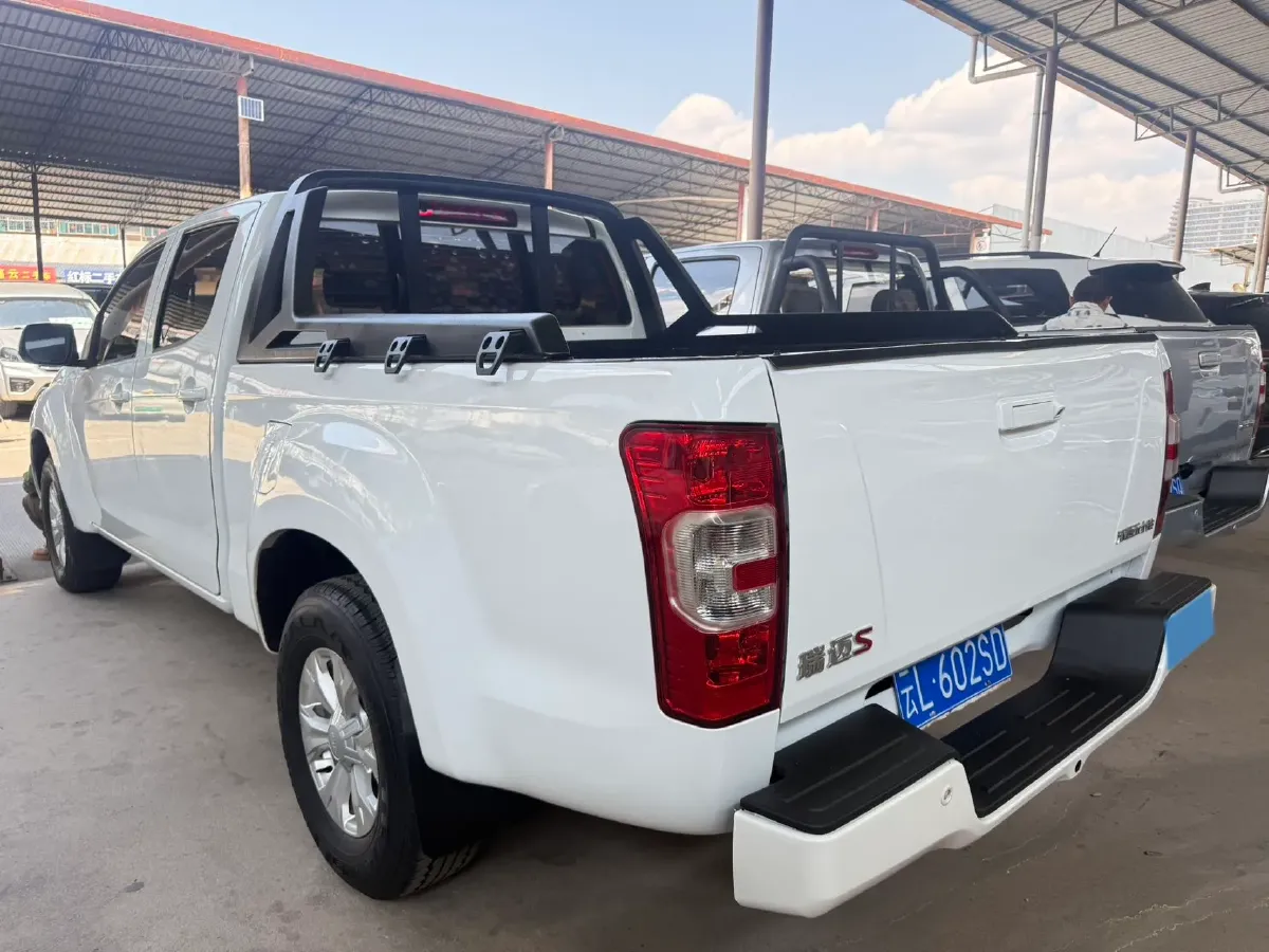 2019 Isuzu LingTuo 2.5T 129HP L4 6MT,autocango,china used car exporter,china ev exporter,chinese used car exporter,chinese used ev exporter