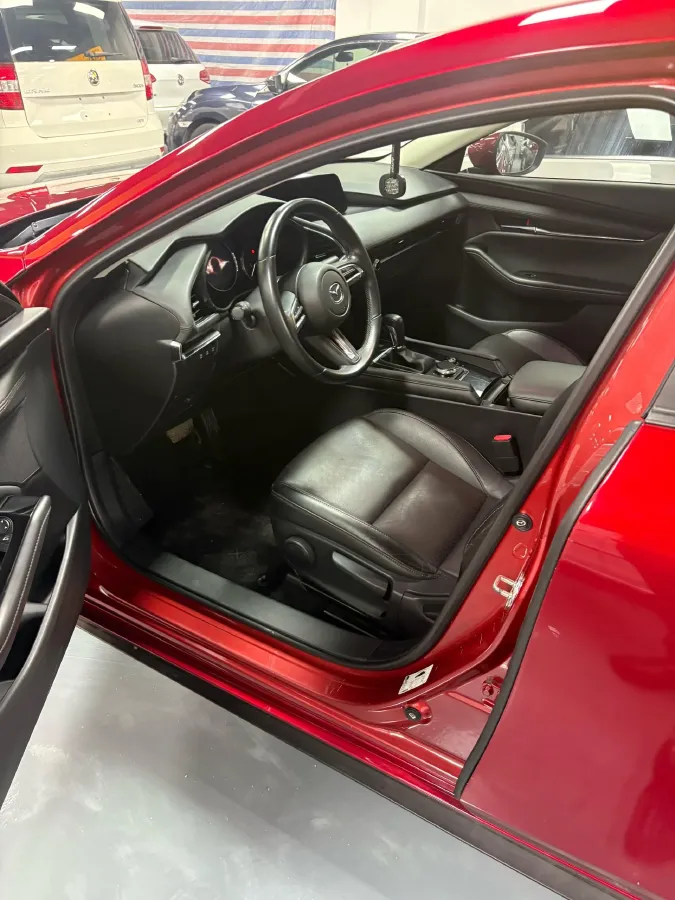 2020 Mazda 3 Axela 2.0L 158HP L4 6AT,autocango,china used car exporter,china ev exporter,chinese used car exporter,chinese used ev exporter