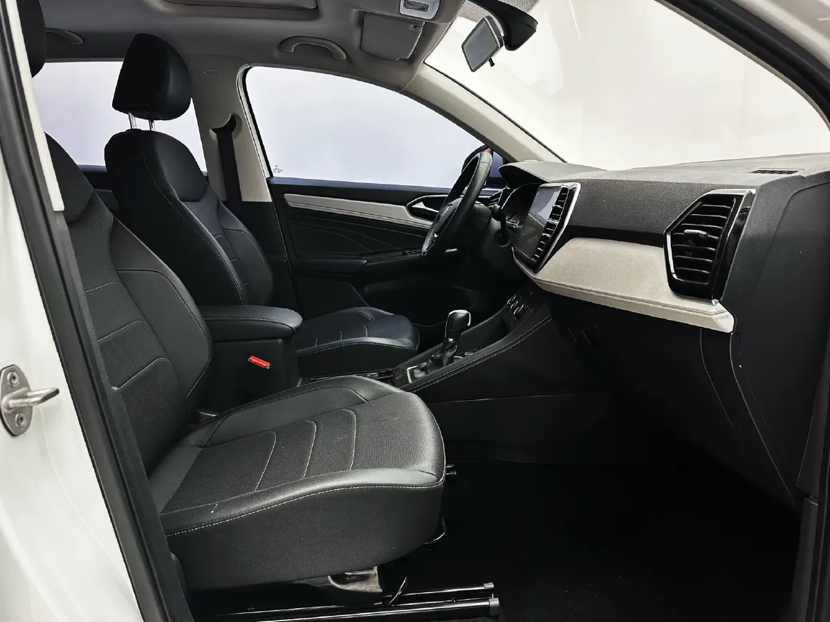 2023 Jetta VS5 1.4T 150HP L4 6AT,autocango,china used car exporter,china ev exporter,chinese used car exporter,chinese used ev exporter