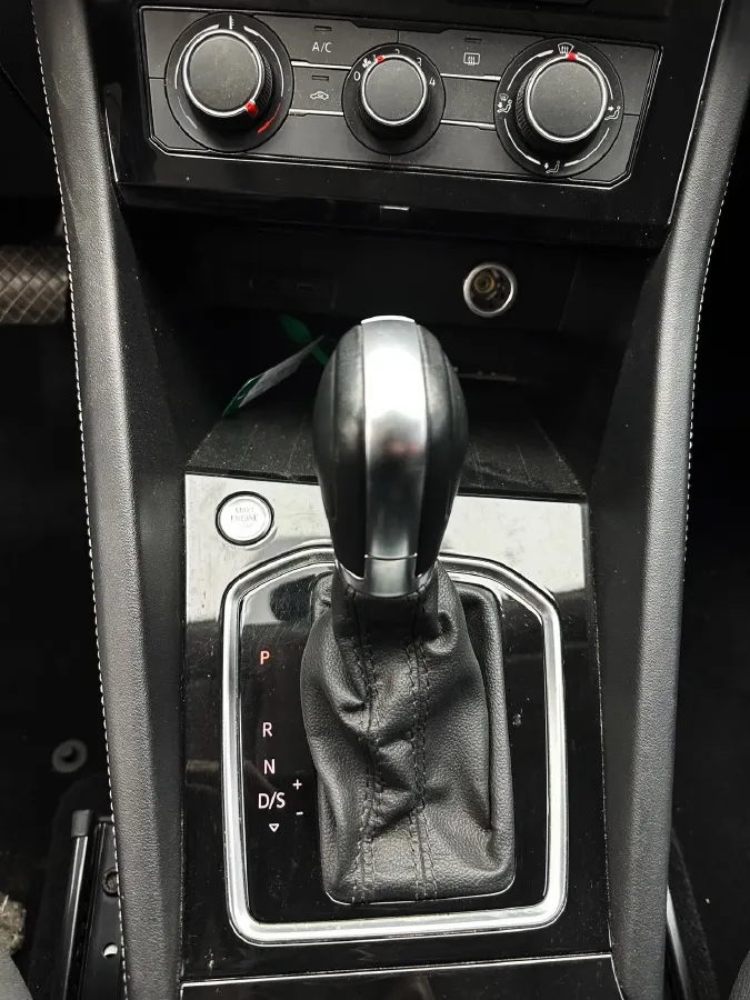 2023 Jetta VS5 1.4T 150HP L4 6AT,autocango,china used car exporter,china ev exporter,chinese used car exporter,chinese used ev exporter