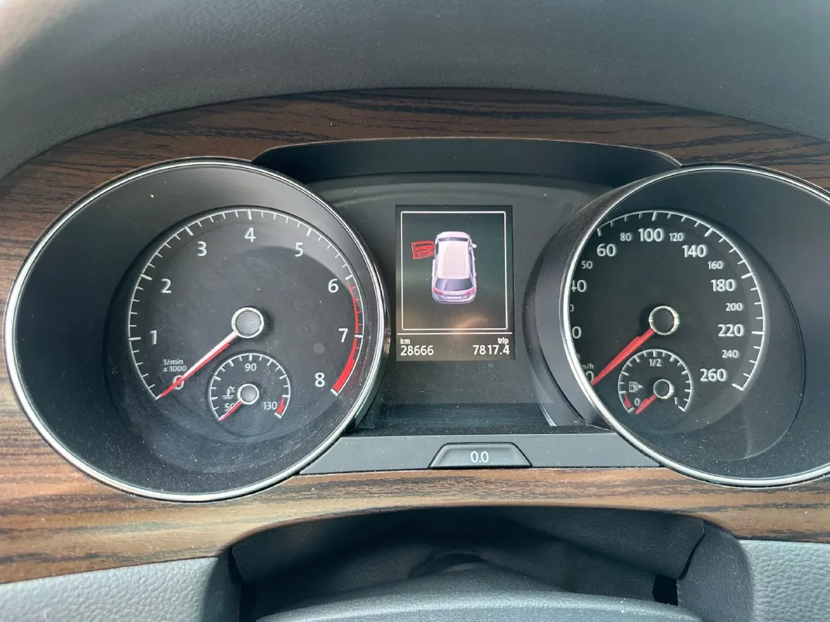 2016 Volkswagen Golf Sportsvan 1.4T 150HP L4 7DCT,autocango,china used car exporter,china ev exporter,chinese used car exporter,chinese used ev exporter