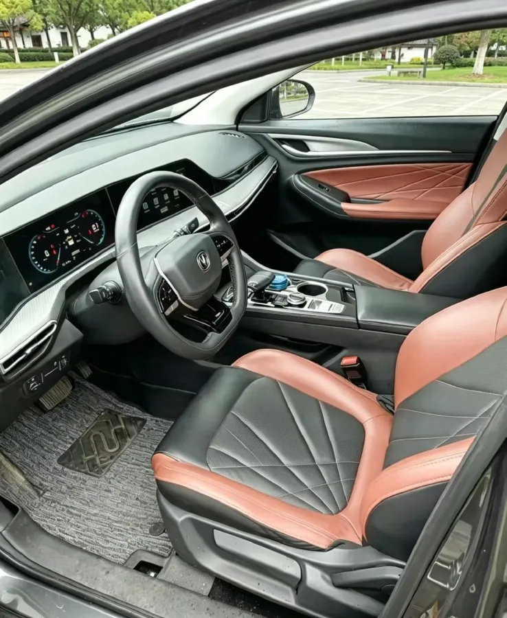 2022 ChangAn Eado 1.4T 160HP L4 7DCT,autocango,china used car exporter,china ev exporter,chinese used car exporter,chinese used ev exporter