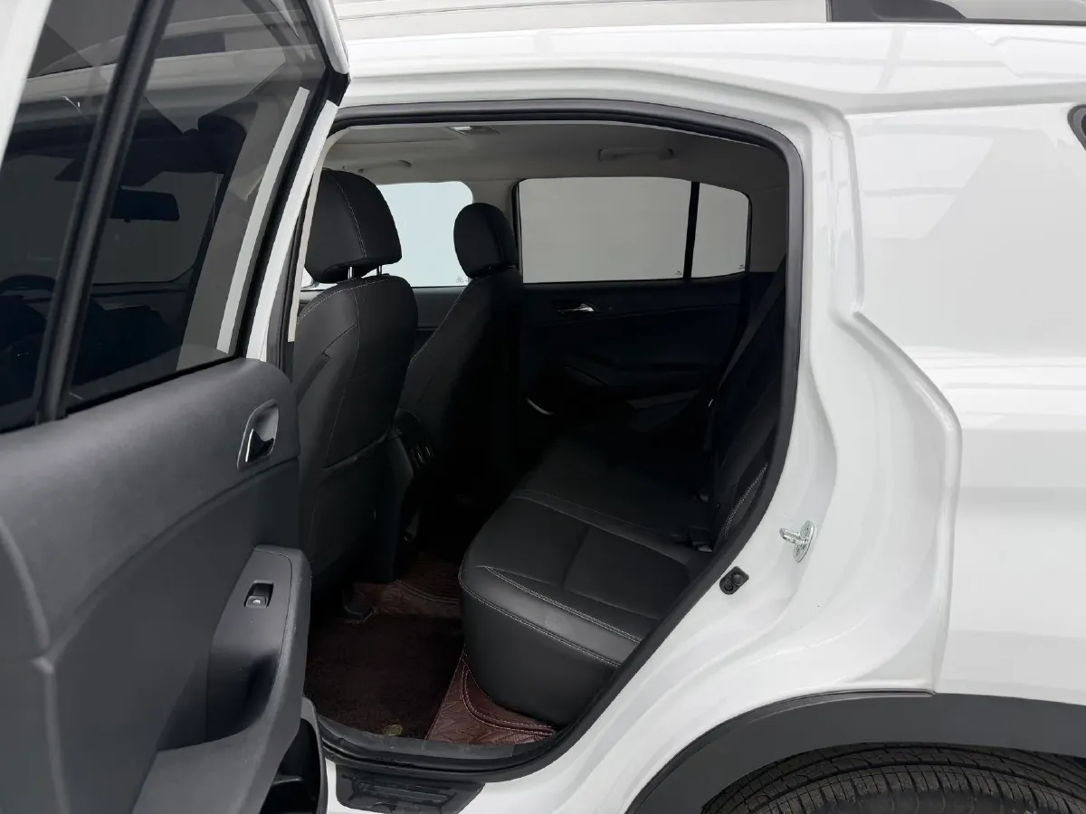 2021 Hyundai ix35 1.4T 140HP L4 7DCT,autocango,china used car exporter,china ev exporter,chinese used car exporter,chinese used ev exporter