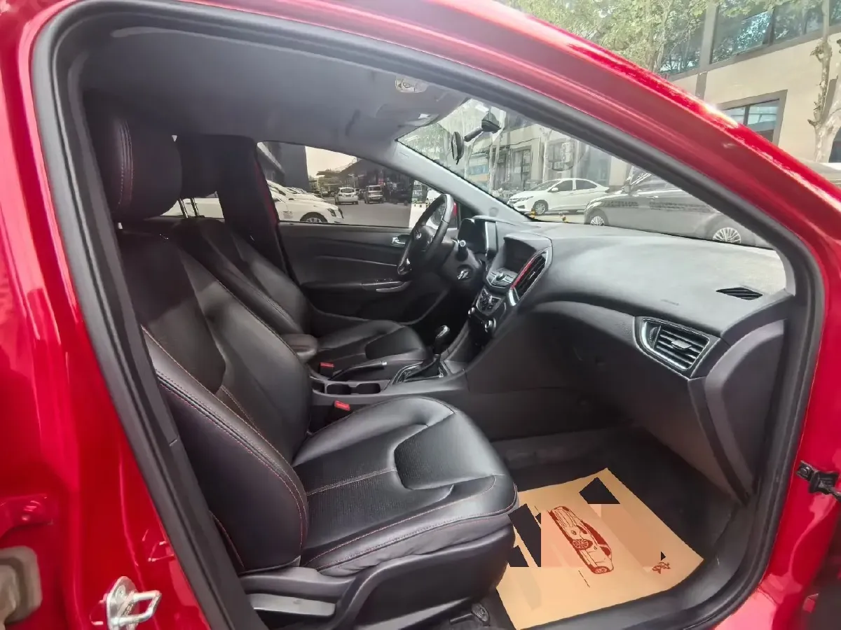 2017 Chery Arrizo 5 1.5L 116HP L4 CVT,autocango,china used car exporter,china ev exporter,chinese used car exporter,chinese used ev exporter