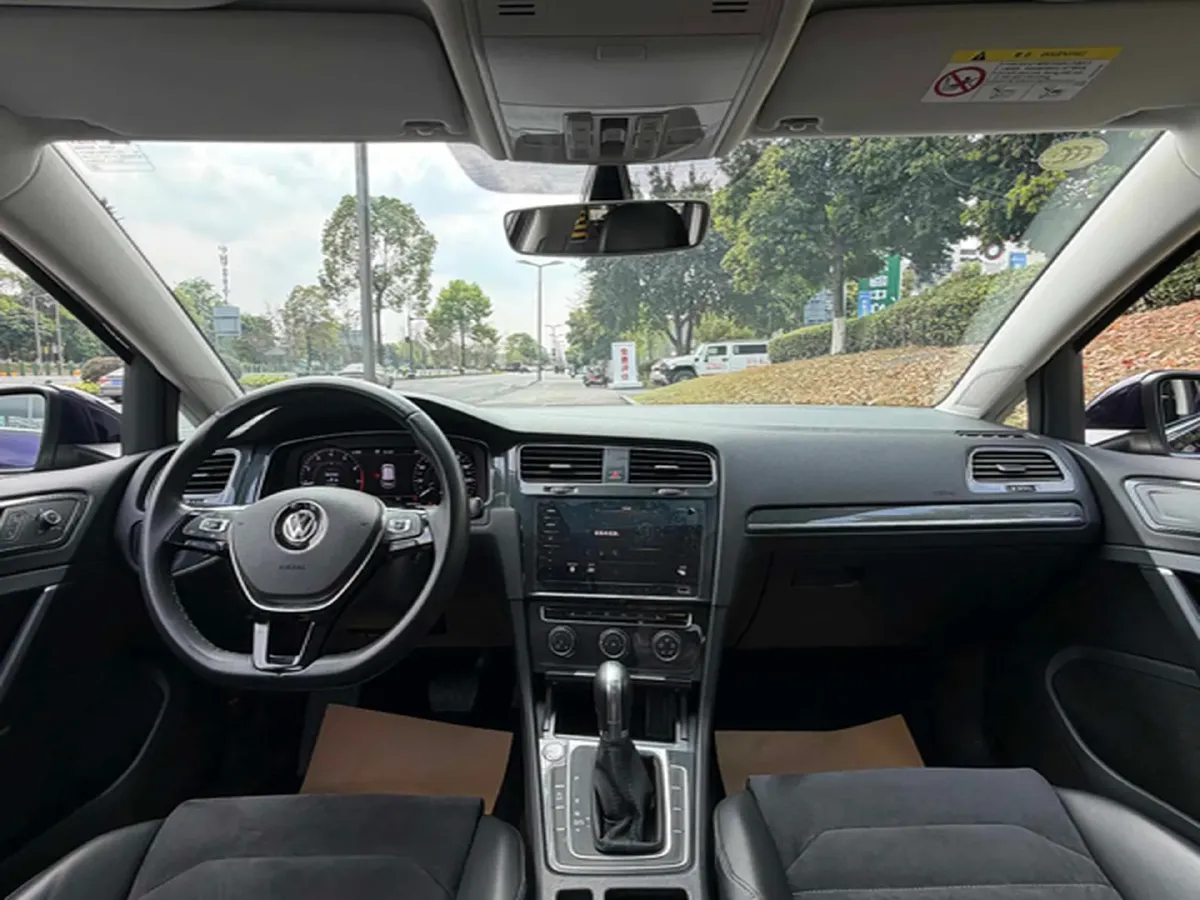 2020 Volkswagen Golf 1.4T 150HP L4 7DCT,autocango,china used car exporter,china ev exporter,chinese used car exporter,chinese used ev exporter