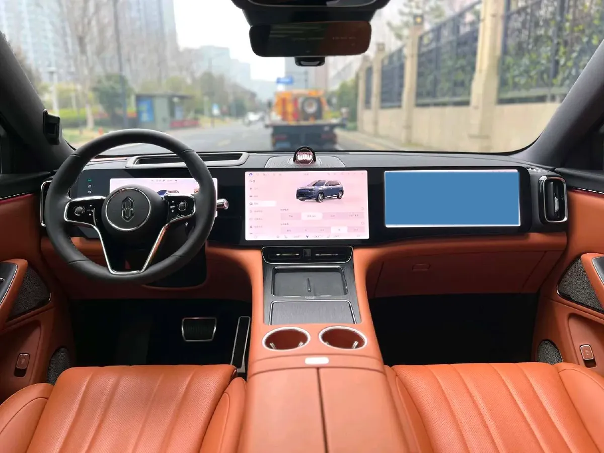 2025 AITO AITO M8 REEV 160HP REEV 53.4KWH,autocango,china used car exporter,china ev exporter,chinese used car exporter,chinese used ev exporter