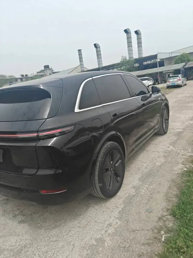 2024 Li L8 Range Extended 154HP REEV 42.8KWH,autocango,china used car exporter,china ev exporter,chinese used car exporter,chinese used ev exporter