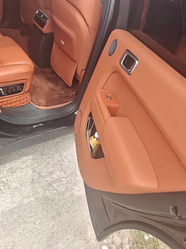 2024 Li L8 Range Extended 154HP REEV 42.8KWH,autocango,china used car exporter,china ev exporter,chinese used car exporter,chinese used ev exporter