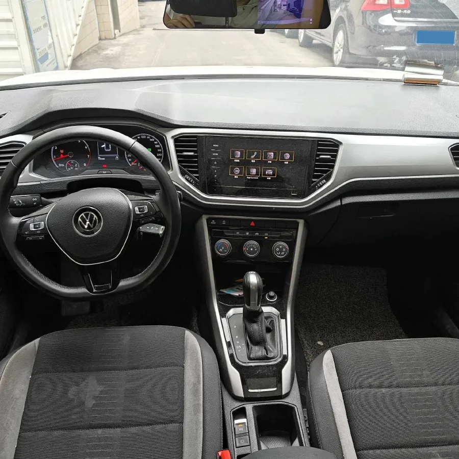 2021 Volkswagen T-Roc 1.4T 150HP L4 7DCT,autocango,china used car exporter,china ev exporter,chinese used car exporter,chinese used ev exporter