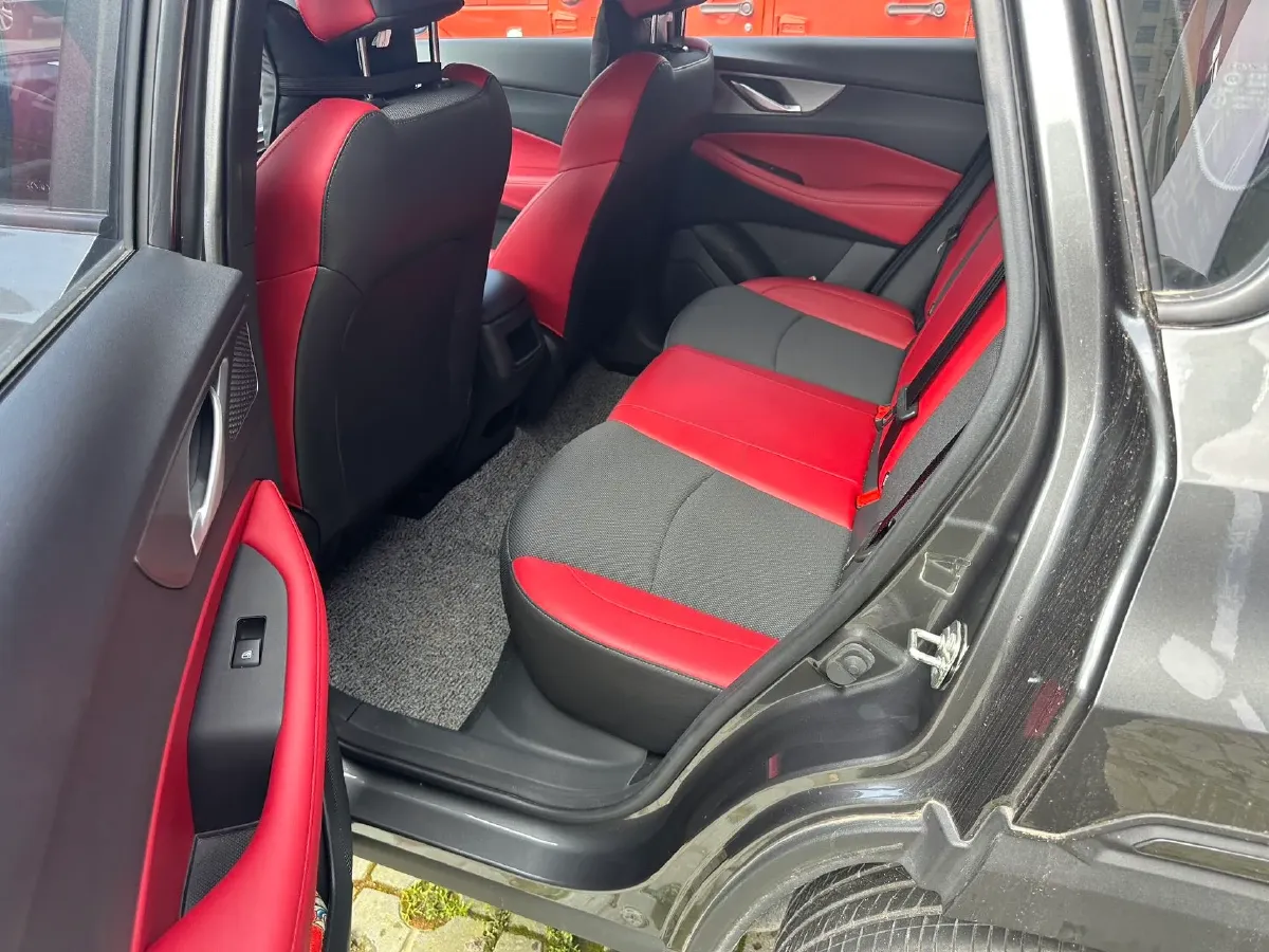 2023 ChangAn CS35 Plus 1.4T 160HP L4 7DCT,autocango,china used car exporter,china ev exporter,chinese used car exporter,chinese used ev exporter