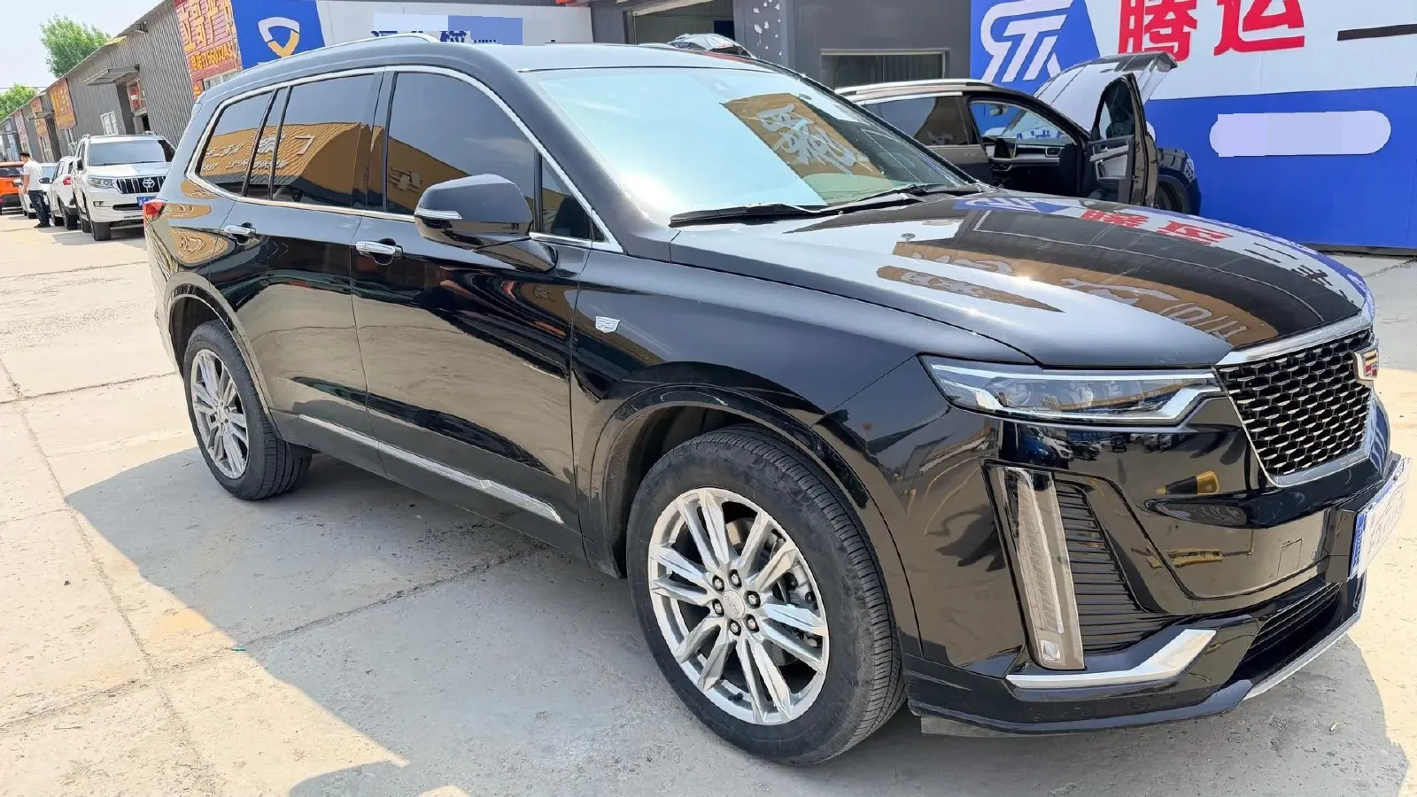 2022 Cadillac XT6 2.0T 237HP L4 9AT,autocango,china used car exporter,china ev exporter,chinese used car exporter,chinese used ev exporter