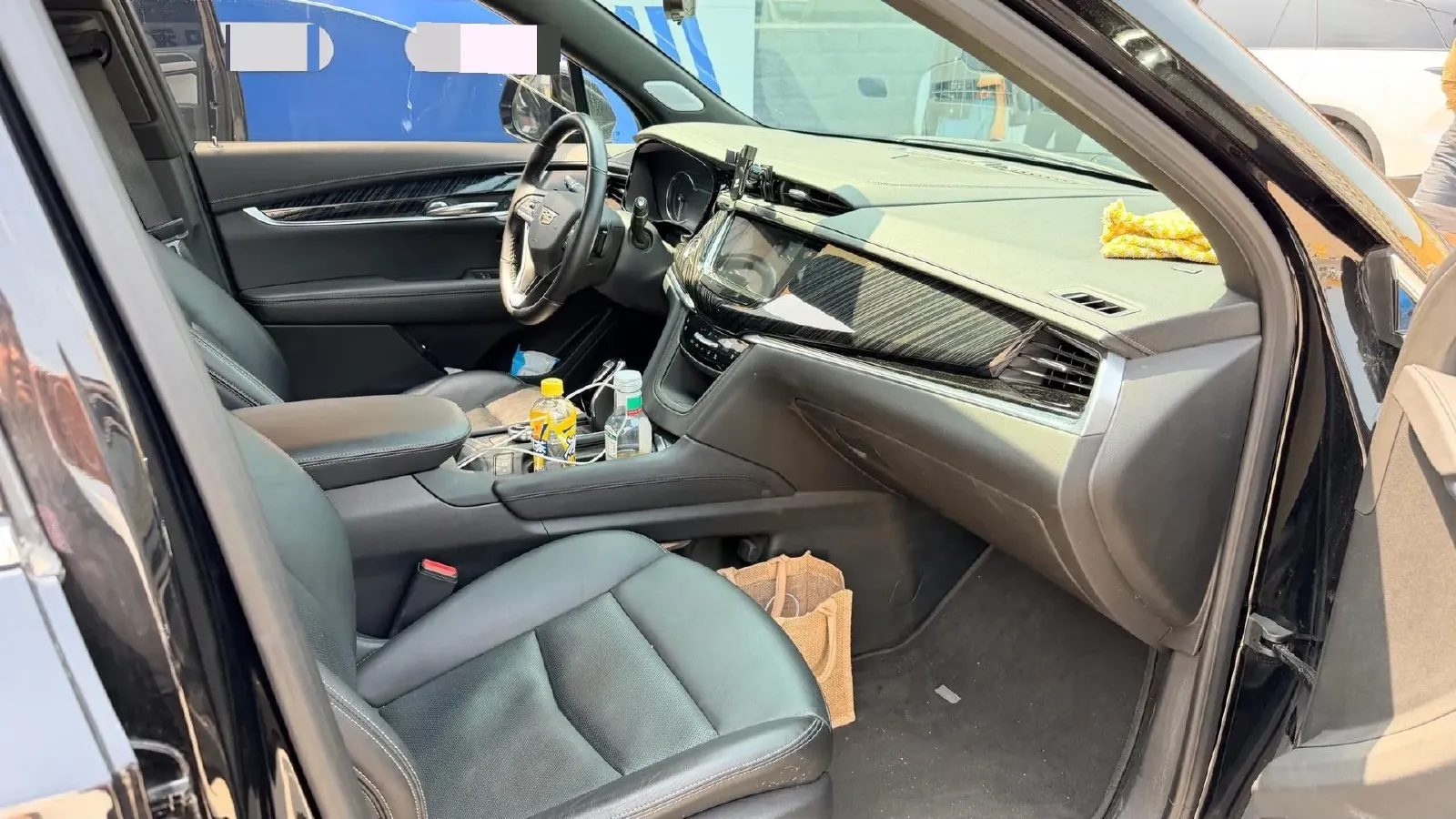 2022 Cadillac XT6 2.0T 237HP L4 9AT,autocango,china used car exporter,china ev exporter,chinese used car exporter,chinese used ev exporter