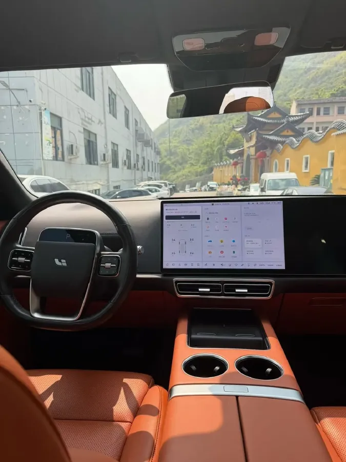 2023 Li L8 Range Extended 154HP REEV 40.9KWH,autocango,china used car exporter,china ev exporter,chinese used car exporter,chinese used ev exporter