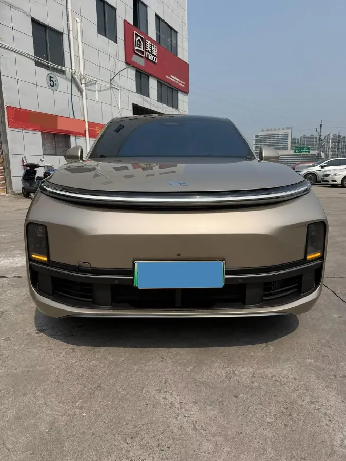 2023 Li L8 Range Extended 154HP REEV 40.9KWH,autocango,china used car exporter,china ev exporter,chinese used car exporter,chinese used ev exporter