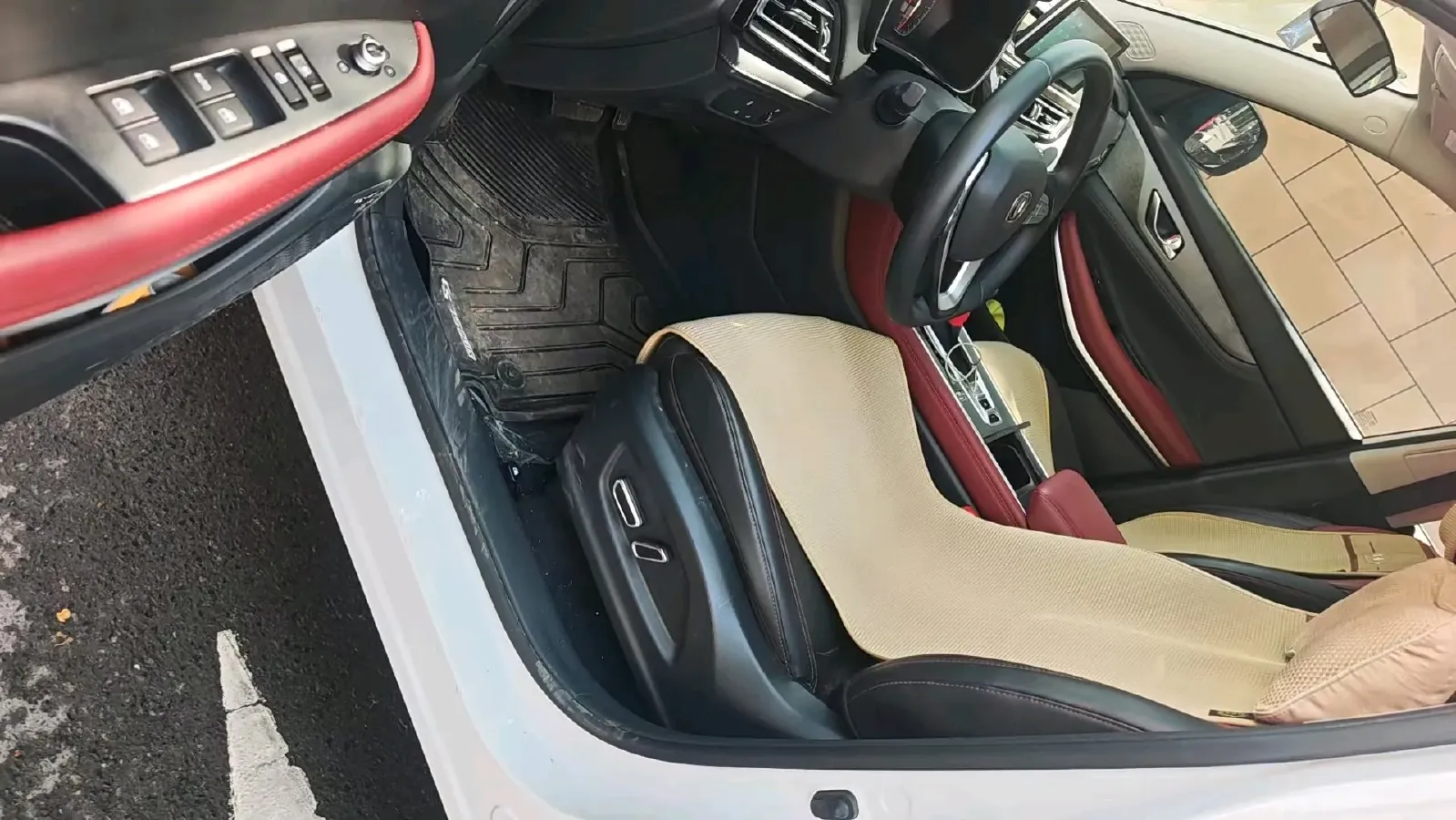 2022 ChangAn CS75 1.5T 180HP L4 7DCT,autocango,china used car exporter,china ev exporter,chinese used car exporter,chinese used ev exporter