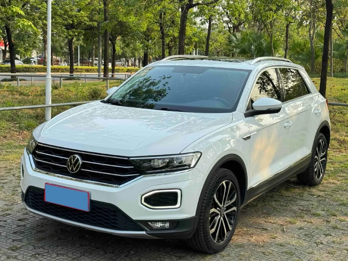 2022 Volkswagen T-Roc 1.4T 150HP L4 7DCT,autocango,china used car exporter,china ev exporter,chinese used car exporter,chinese used ev exporter