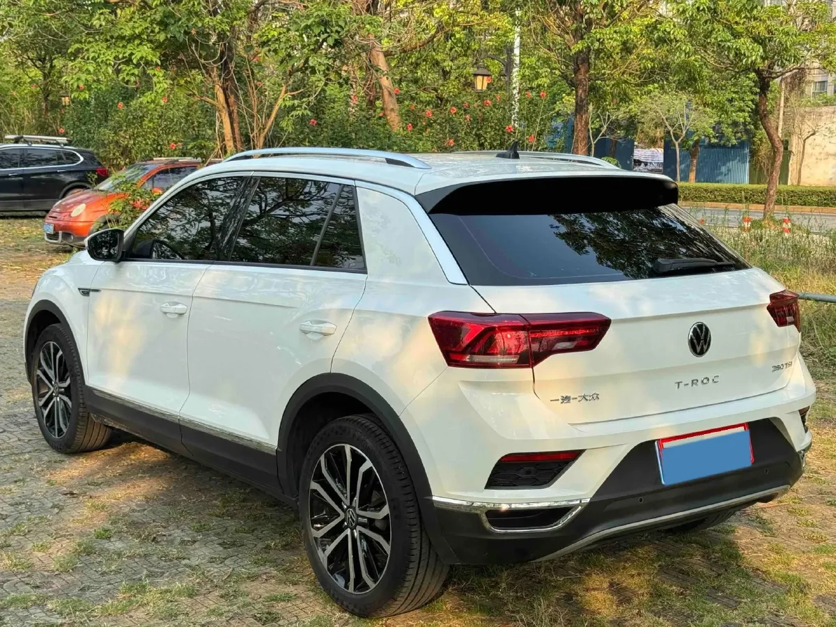 2022 Volkswagen T-Roc 1.4T 150HP L4 7DCT,autocango,china used car exporter,china ev exporter,chinese used car exporter,chinese used ev exporter