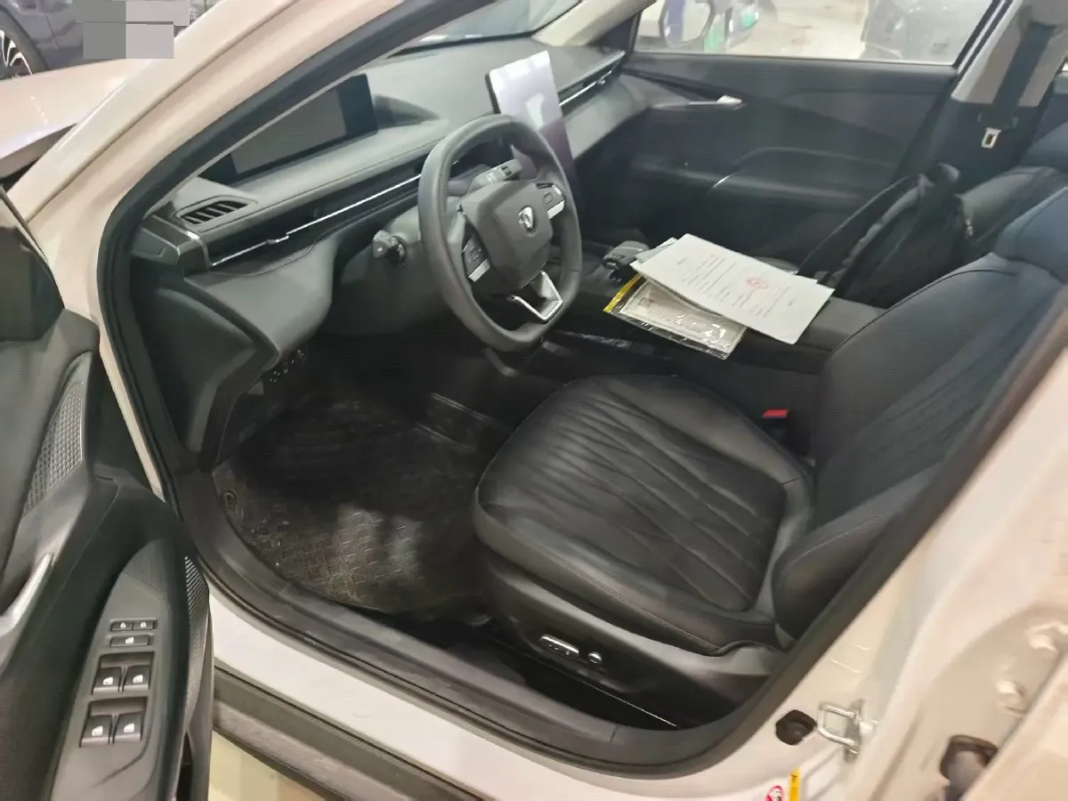 2024 ChangAn Eado 1.5T 170HP L4 7DCT,autocango,china used car exporter,china ev exporter,chinese used car exporter,chinese used ev exporter