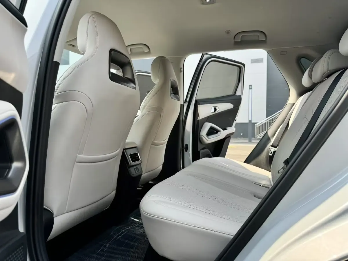 2024 BYD YuanUP BEV 45.12KWH,autocango,china used car exporter,china ev exporter,chinese used car exporter,chinese used ev exporter