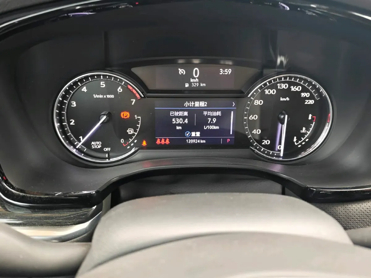 2022 Cadillac XT5 2.0T 237HP L4 9AT,autocango,china used car exporter,china ev exporter,chinese used car exporter,chinese used ev exporter