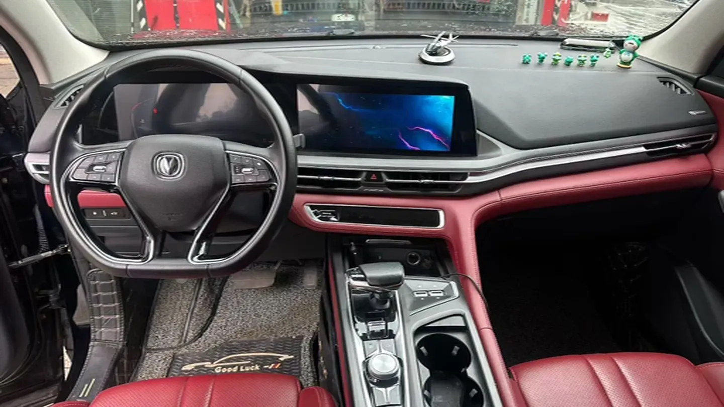 2020 ChangAn CS75 Plus 1.5T 178HP L4 6AT,autocango,china used car exporter,china ev exporter,chinese used car exporter,chinese used ev exporter