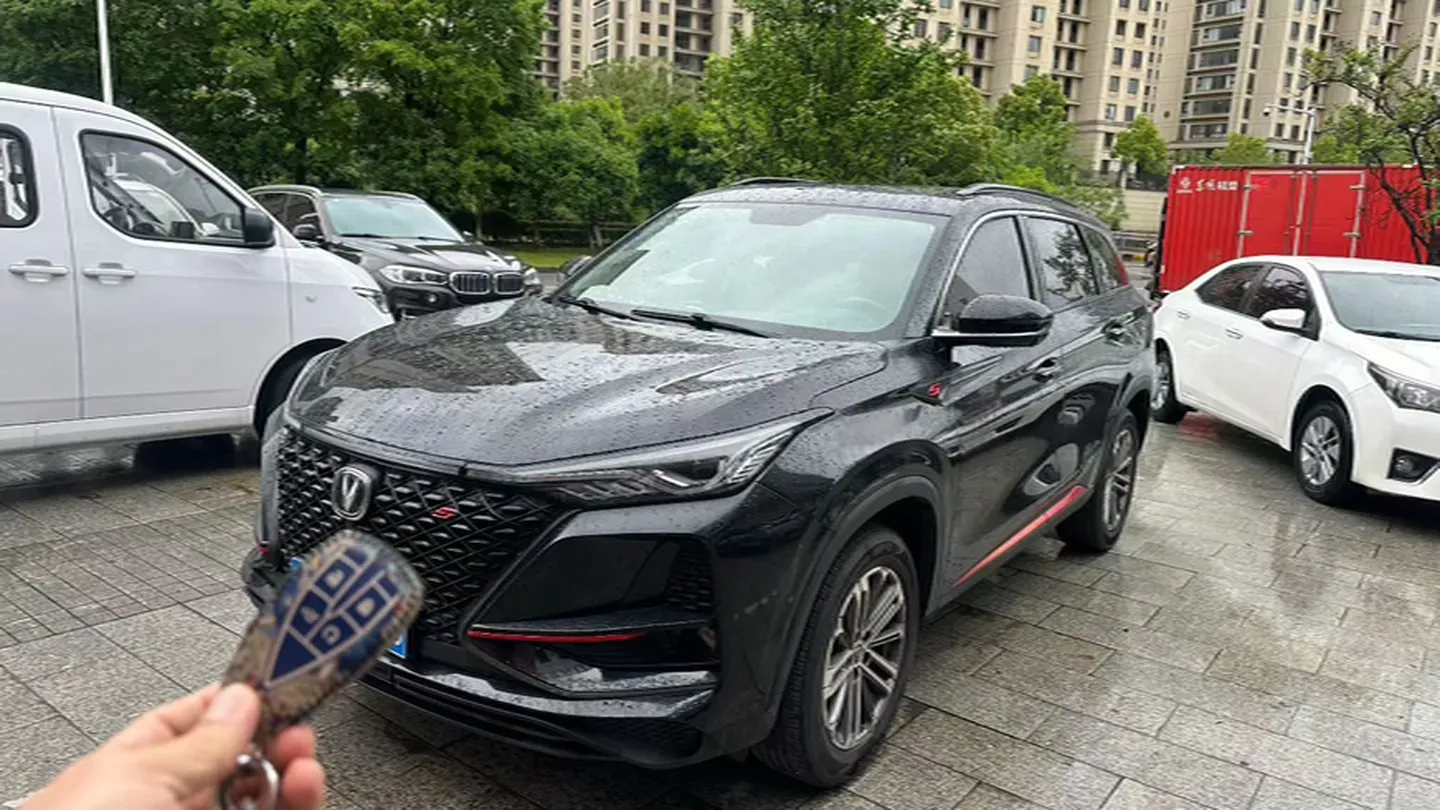 2020 ChangAn CS75 Plus 1.5T 178HP L4 6AT,autocango,china used car exporter,china ev exporter,chinese used car exporter,chinese used ev exporter