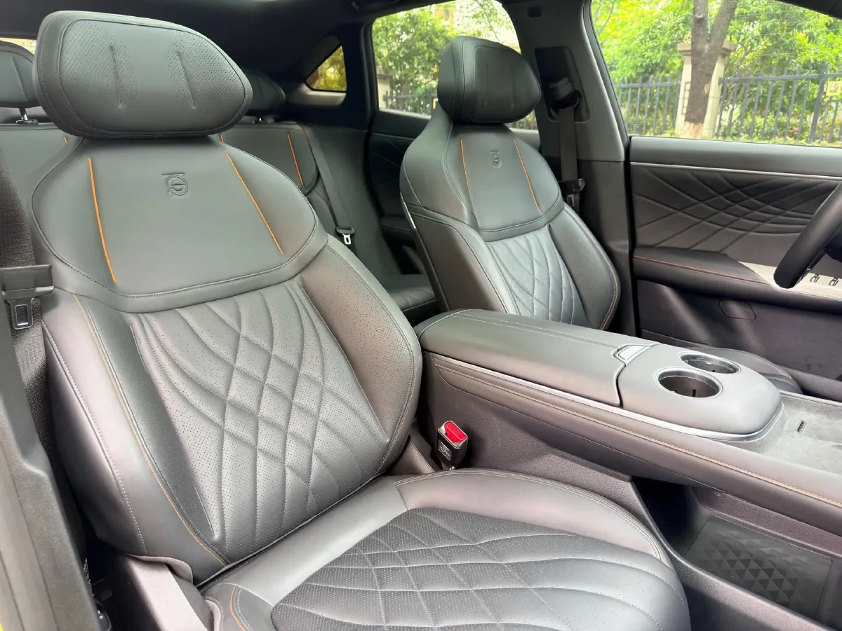 2023 Deepal S07 BEV 66.8KWH,autocango,china used car exporter,china ev exporter,chinese used car exporter,chinese used ev exporter