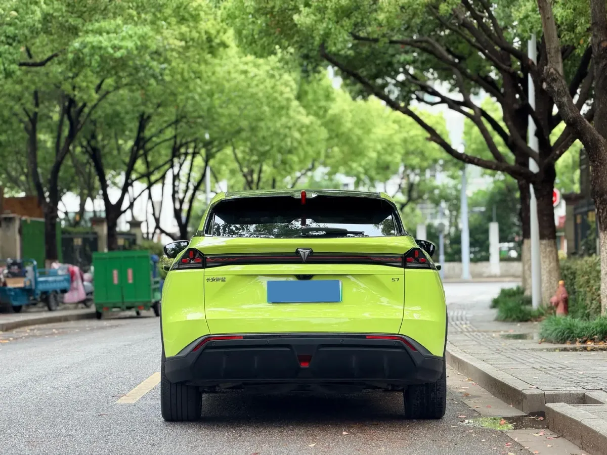 2023 Deepal S07 BEV 66.8KWH,autocango,china used car exporter,china ev exporter,chinese used car exporter,chinese used ev exporter