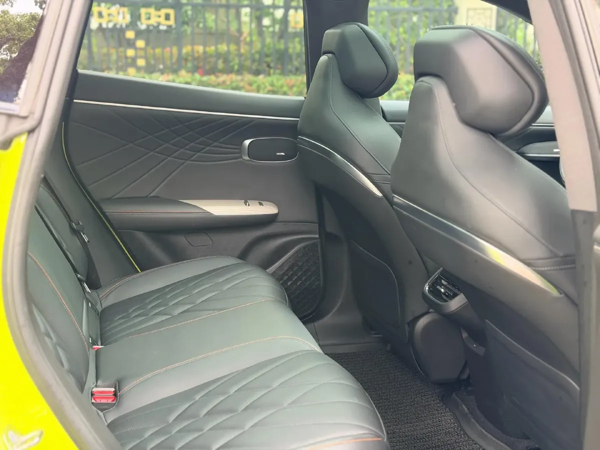 2023 Deepal S07 BEV 66.8KWH,autocango,china used car exporter,china ev exporter,chinese used car exporter,chinese used ev exporter