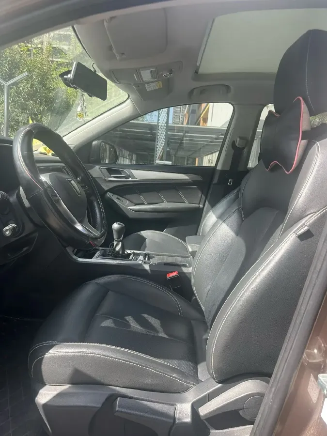 2018 Roewe RX5 1.5T 169HP L4 6MT,autocango,china used car exporter,china ev exporter,chinese used car exporter,chinese used ev exporter