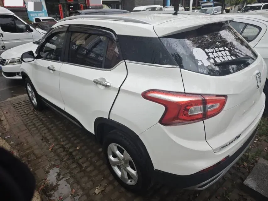 2017 HaiMa S5 Young Edition 1.6L 122HP L4 5MT,autocango,china used car exporter,china ev exporter,chinese used car exporter,chinese used ev exporter