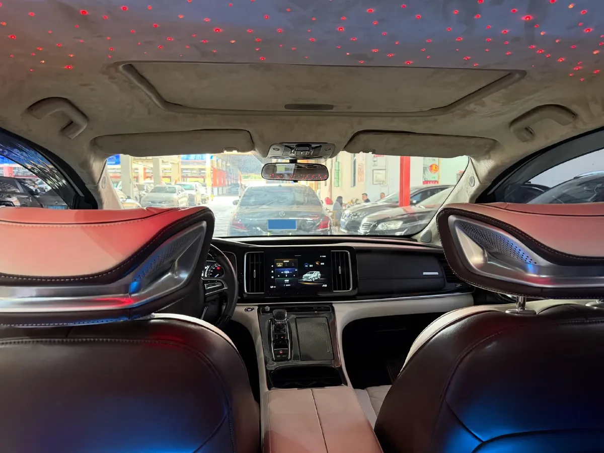 2021 GAC Trumpchi M8 2.0T 252HP L4 8AT,autocango,china used car exporter,china ev exporter,chinese used car exporter,chinese used ev exporter