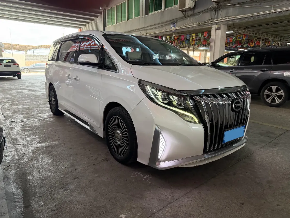 2021 GAC Trumpchi M8 2.0T 252HP L4 8AT,autocango,china used car exporter,china ev exporter,chinese used car exporter,chinese used ev exporter