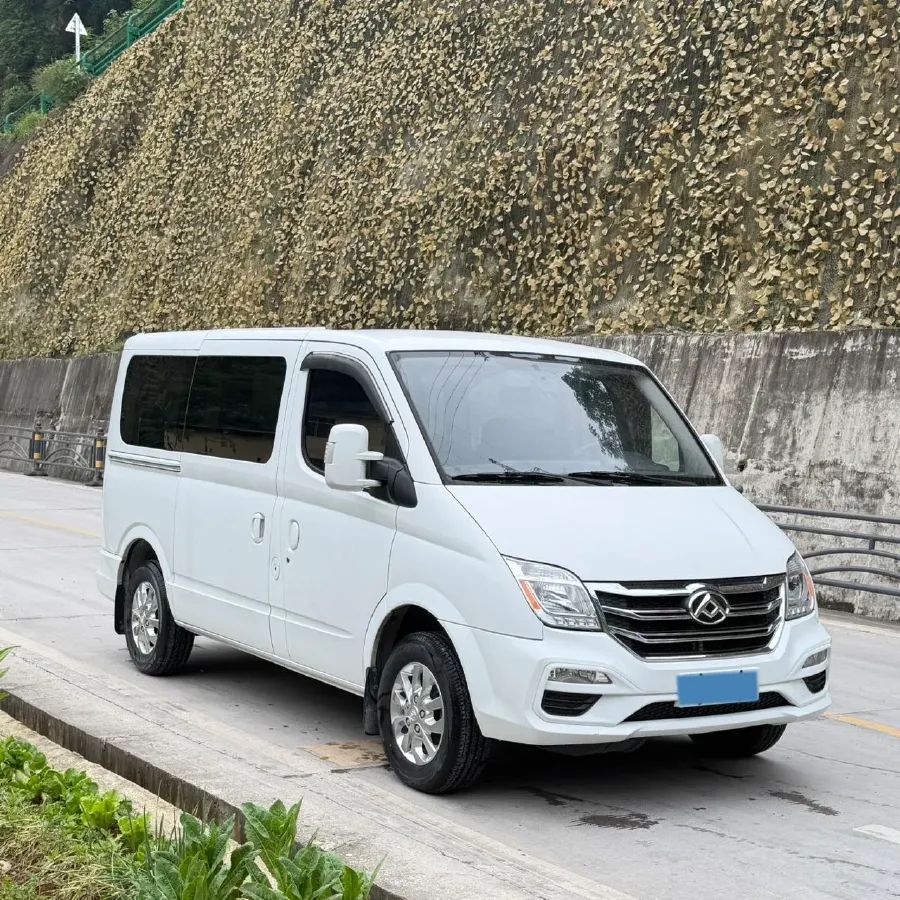 2021 MAXUS XinTu V80 2.0T 139HP L4 6MT,autocango,china used car exporter,china ev exporter,chinese used car exporter,chinese used ev exporter