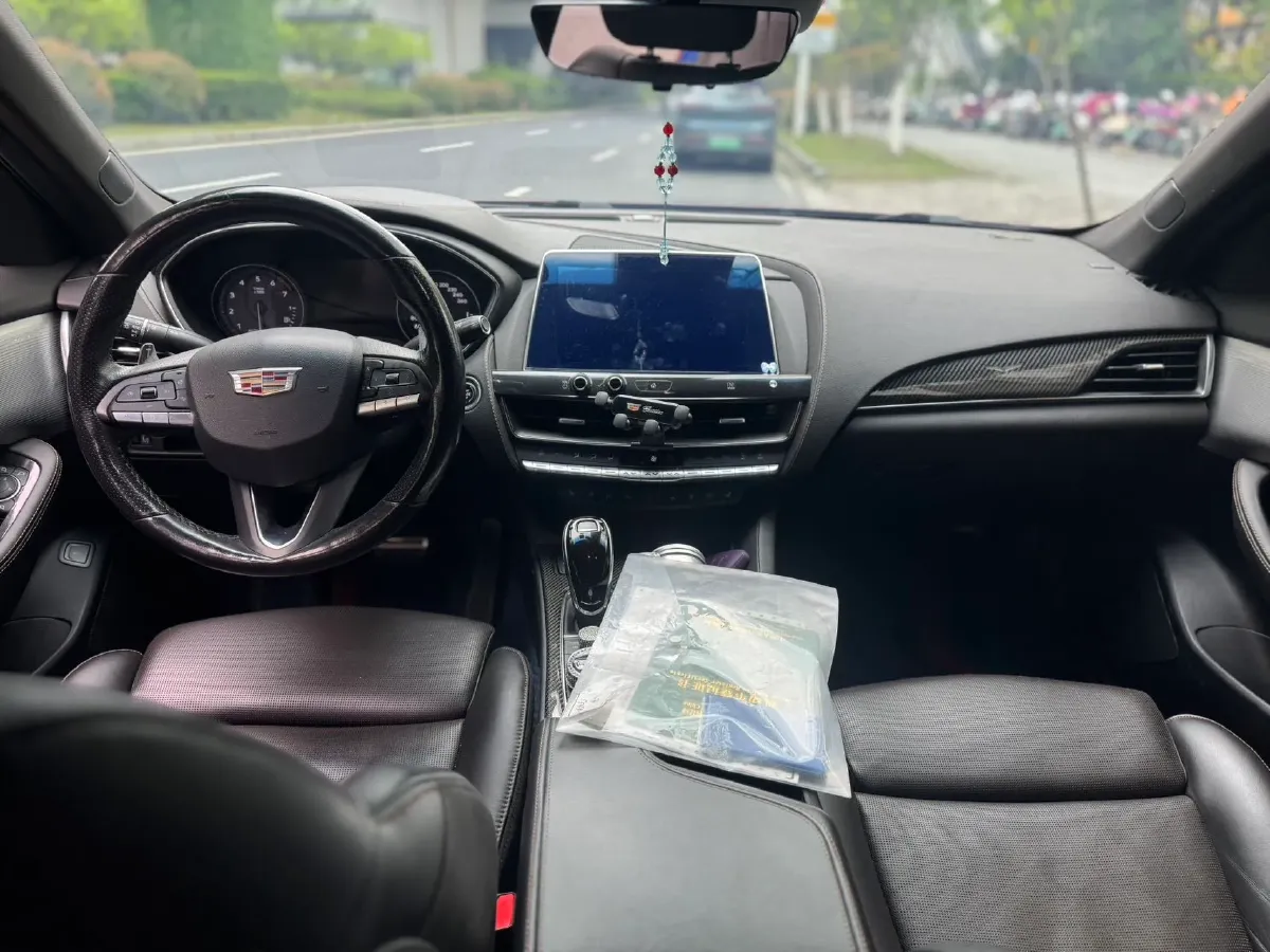 2020 Cadillac CT5 2.0T 241HP L4 10AT,autocango,china used car exporter,china ev exporter,chinese used car exporter,chinese used ev exporter