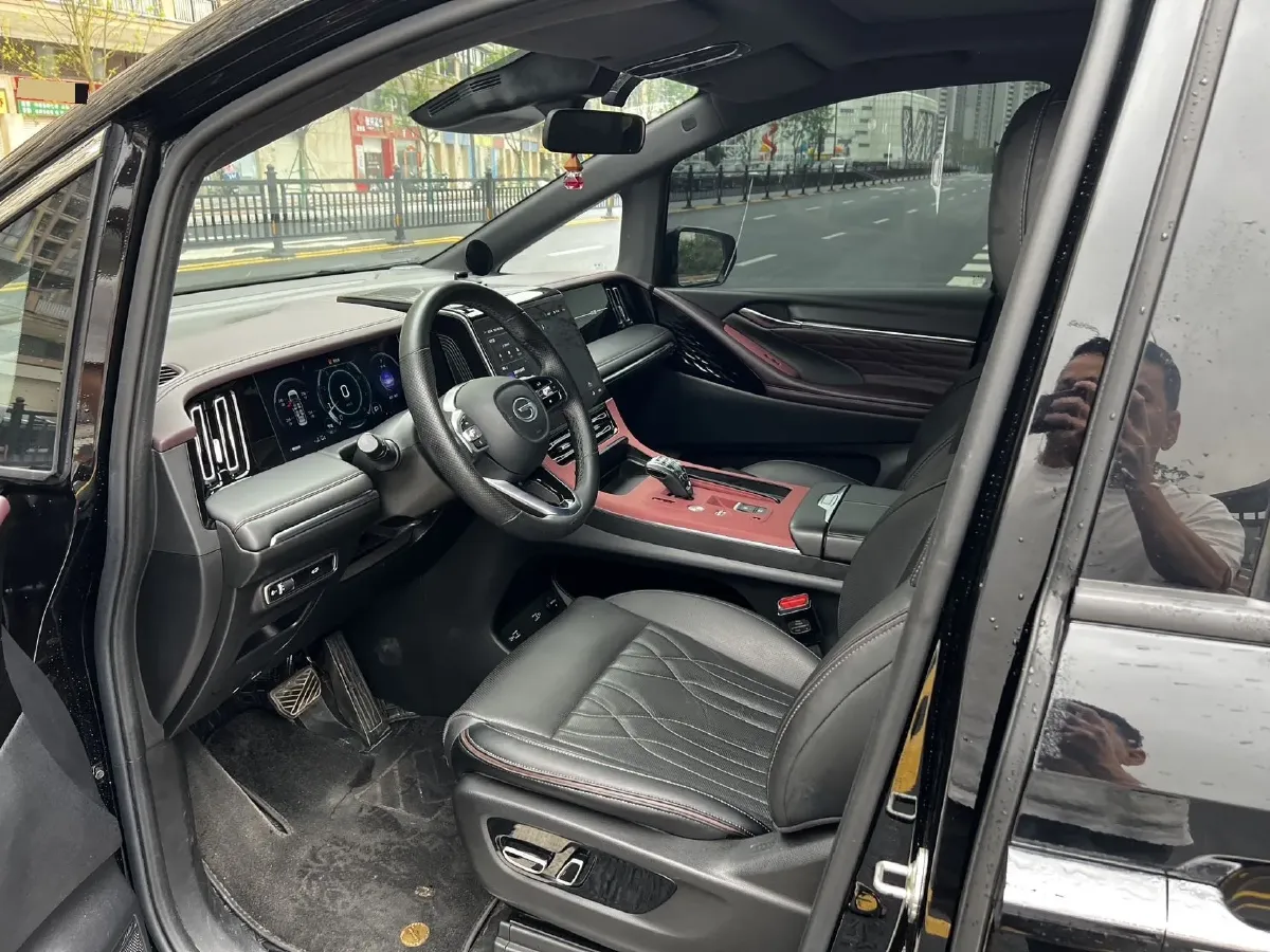 2024 GAC Trumpchi M8 2.0T 252HP L4 8AT,autocango,china used car exporter,china ev exporter,chinese used car exporter,chinese used ev exporter