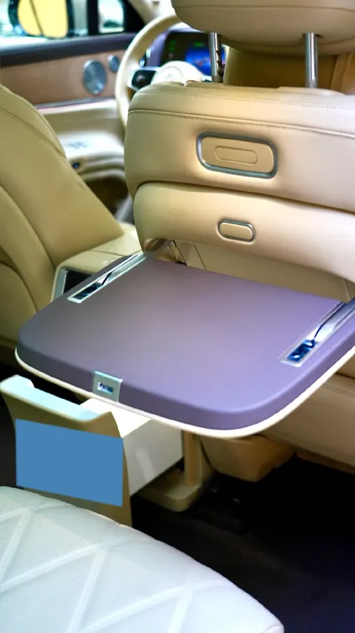 2025 AITO AITO M9 REEV 160HP REEV 52KWH,autocango,china used car exporter,china ev exporter,chinese used car exporter,chinese used ev exporter