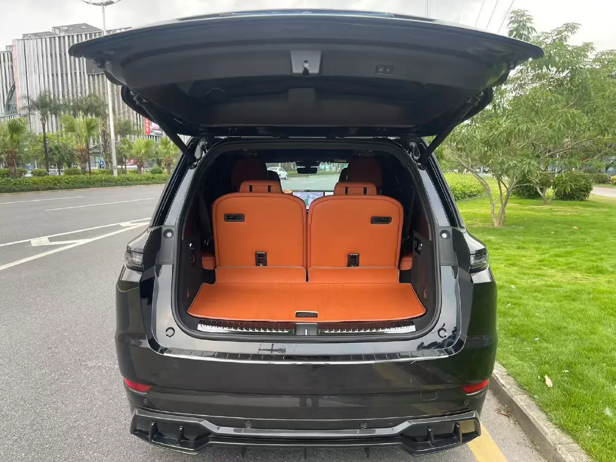 2024 Li L9 Range Extended 154HP REEV 52.3KWH,autocango,china used car exporter,china ev exporter,chinese used car exporter,chinese used ev exporter