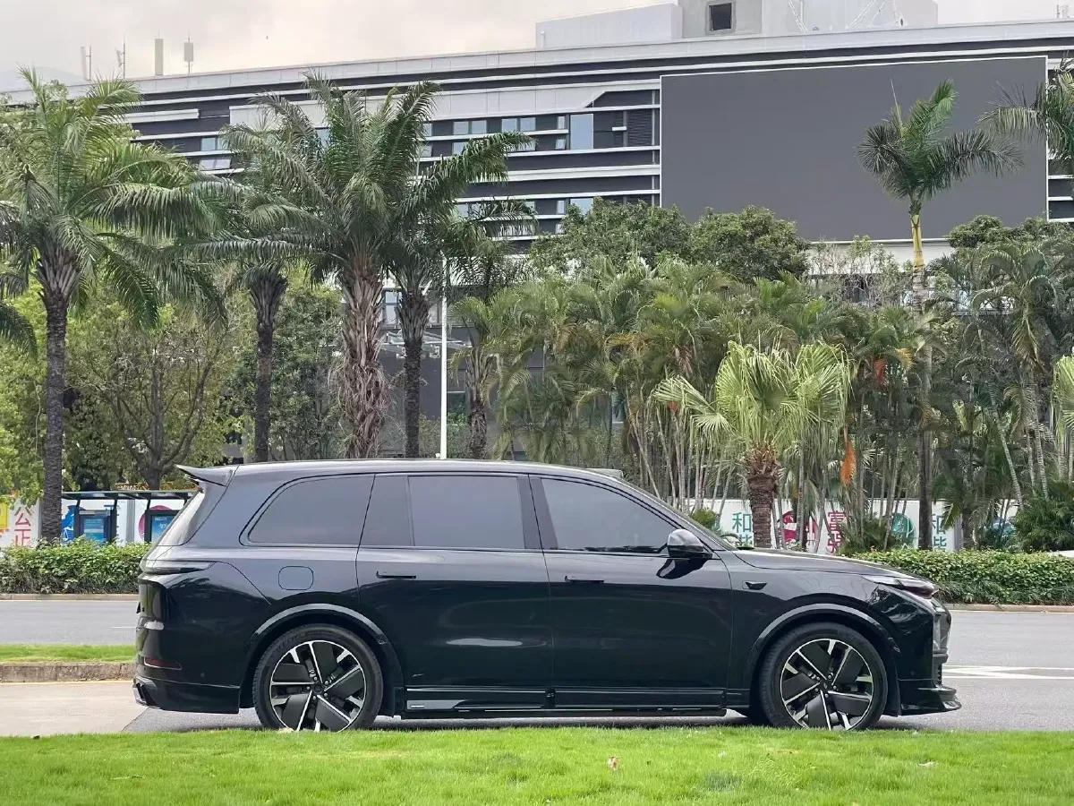 2024 Li L9 Range Extended 154HP REEV 52.3KWH,autocango,china used car exporter,china ev exporter,chinese used car exporter,chinese used ev exporter