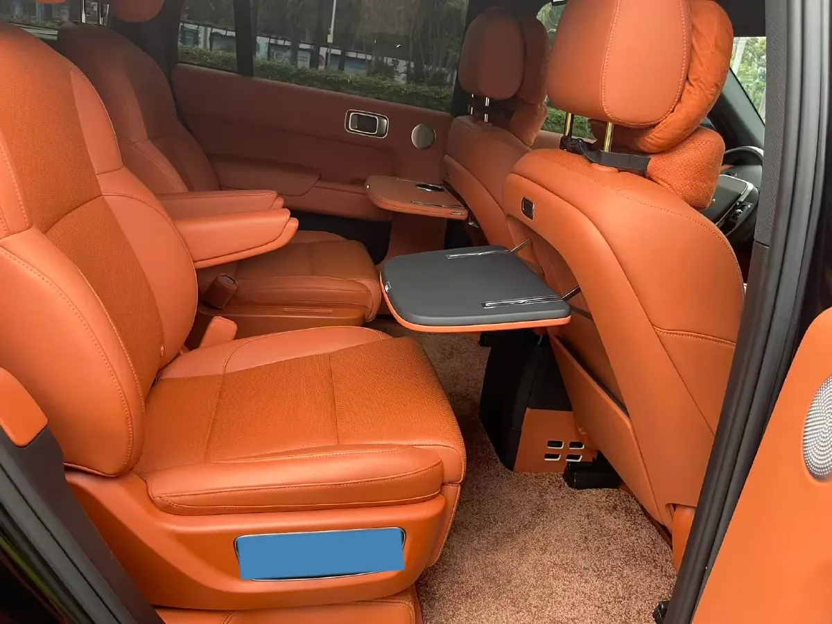 2024 Li L9 Range Extended 154HP REEV 52.3KWH,autocango,china used car exporter,china ev exporter,chinese used car exporter,chinese used ev exporter